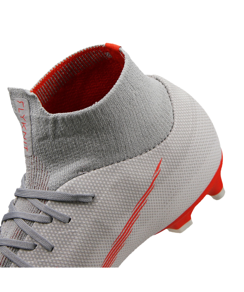 Nike Superfly 6 Academy TF Futsal Mixte Shoes.